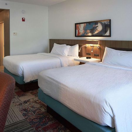 Hilton Garden Inn Evansville Exterior foto