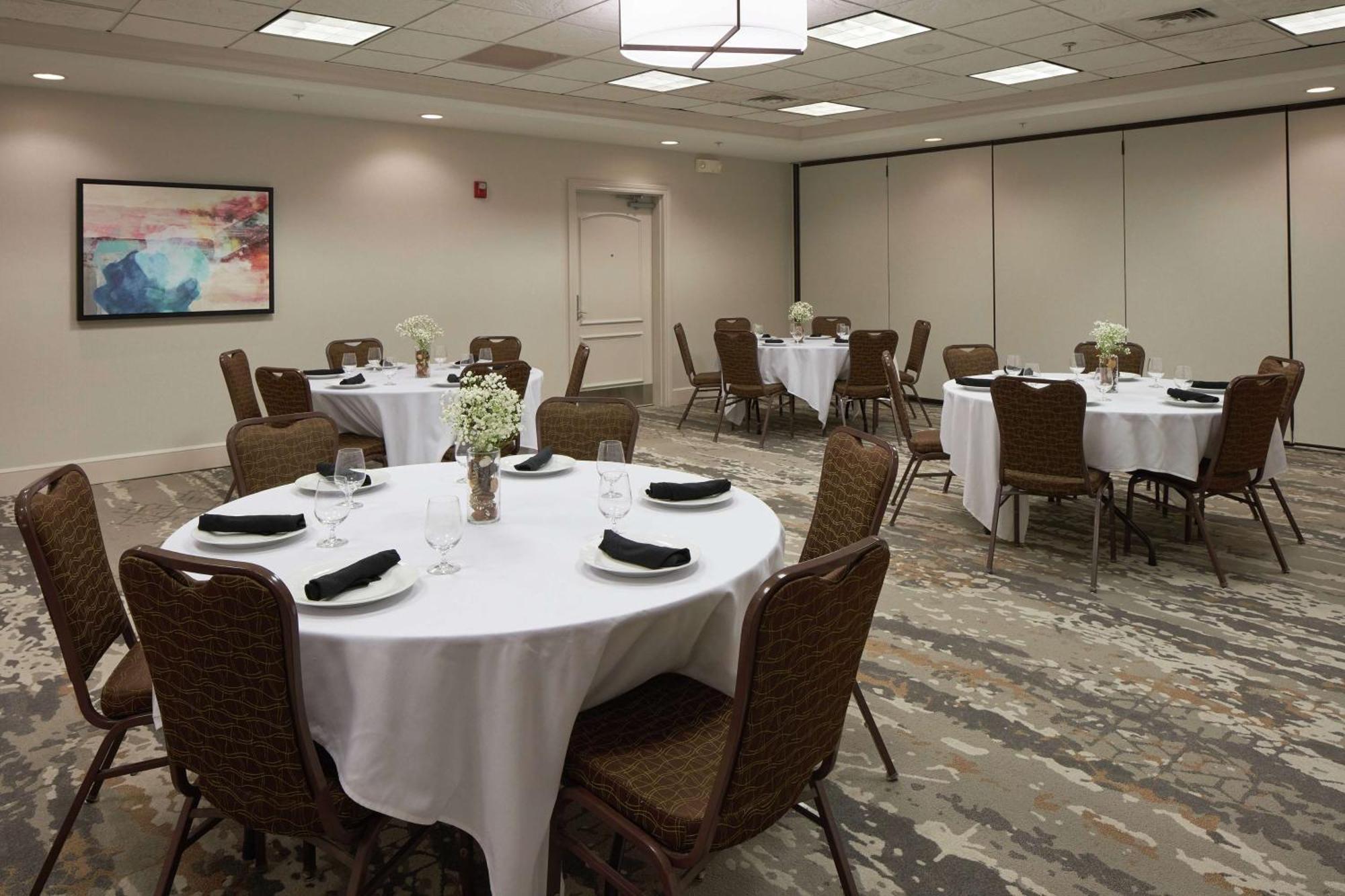 Hilton Garden Inn Evansville Exterior foto