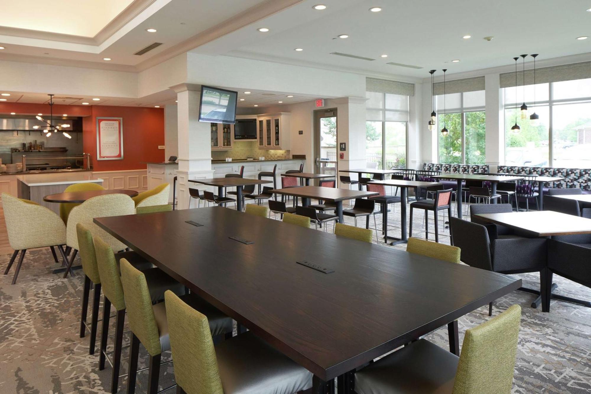 Hilton Garden Inn Evansville Exterior foto